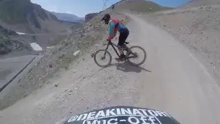 Steep Scree Slope Mountain Bike Freeriding at Les Deux Alpes with Sam Pilgrim and crew.