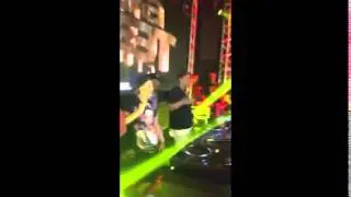 Biel e DJ Biel Rox no show mandando Watch Me (Whip/Nae Nae)