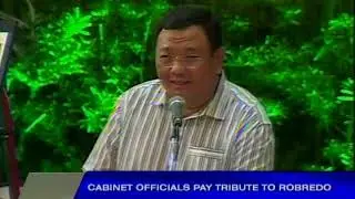 Almendras on Robredo's 'tsinelas leadership