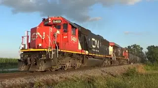 Chasing CN 5409 & 2233 Northbound on L567 Between Robins and Ryan, Iowa