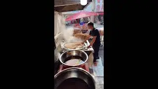 Livestream | Hand-Pulled Sanzi in Chinese Market | Real-Time Traditional Snack Making