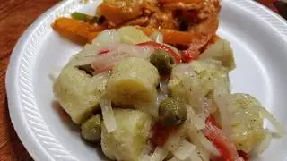 Puerto Rican green bananas pickled (Guineitos en escabeche )