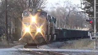 01/17/26 - CSX B52114 / UP OSLGP pipe train through Mount Vernon, Illinois