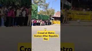Crowd at Metro Station After Republic Day 2025 #shorts #delhi #metro