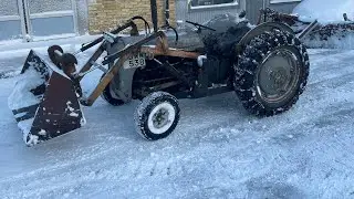 Snöröjning i blötsnö för grålleälskaren.