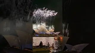 Vivid Sydney 2024🎆🤩💞#vividsydney #vividsydney2024 #sydney #feelnewsydney #vivid #australia #nsw