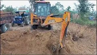 JCB Machine Se Mitti Load 🤯💯🚜