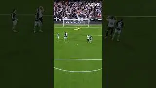 &iexcl;Muy cerca el primero de Danjuma! ⚽️🪵