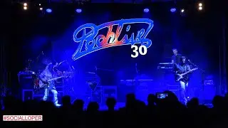 30 anni di carriera per i POOLIVE