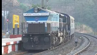 Nanded Panvel Express arriving KHANDALA