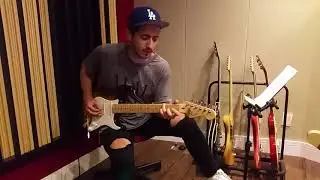 Duda Andrade_ Mostrando os timbres de suas guitarras