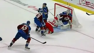 Nathan MacKinnon crosscheck on Jesper Fast