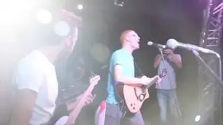 Coldplay - Charlie Brown (Live by Strawberry Swing)
