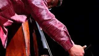 Vanhal Kontrabass Konzert, Sergio Tiempo, E. Ruiz II & III mov