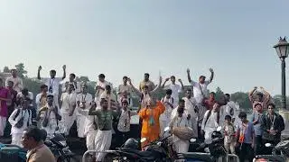 Sankirtan near Bindu Sarovar by ISKCON Youth Forum Bhubaneswar Devotees | Sunday, 23 November 2025