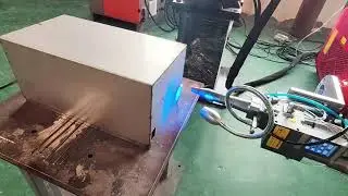 Programming Welding Robot Machine For Automotive Car Parts CO2 Laser Welder