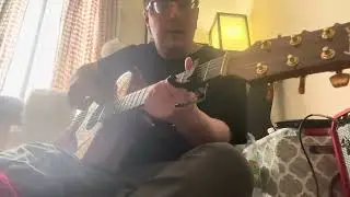 GREEN DAY ON ACOUSTIC ELECTRIC 
