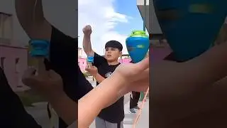 El ADN 🧬 truco de Yoy&oacute;  #yoyo #acrobatics #yoyotvchannel #yoyo點點名 #yoyoworld
