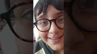 Eu dei uma chance para o David gravar um v&iacute;deo. *Ficou fixe?