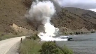 Cool way to put out a boat fire - FIRE FIGHTING WIN!
