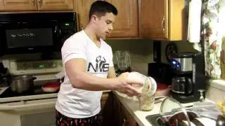 Bodybuilding Meals on the Go - Nick Wright - Quick Tip!
