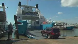 STRADBROKE FERRIES - Vehicle Ferry to North Stradbroke Island