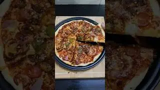 Mushroom Pizza | Best Veg Pizza #MushroomPizza #VegPizza #PizzaLovers #FoodReels #shortvideo #shorts