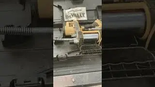Priming Dewalt grease gun?