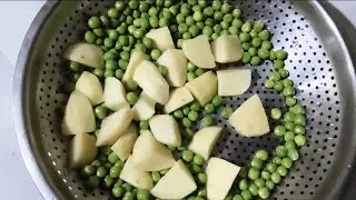 कुकर में बनाये लाजबाव आलू मटर की सब्जी। Aloo matar Recipe । Matar Aloo ki sabji । Aloo matar curry ।