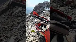 Что мы, чёрт возьми, делаем?! #dirtking #hardenduro #ktm #singletrack #offroad