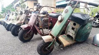 2024年9月 Early Rabbit Meeting in 東京 A gathering of rabbit scooter enthusiasts.