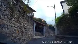 Crazy TIGHT street! Driving in ITALY, La Spezia, Liguria