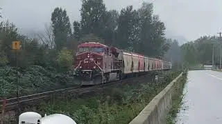 Rear unit that sounds like a jet! CP 9372 at Yale Sub 76.5