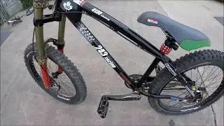URBAN FREERIDE - HARDCORE HARDTAIL - HUCKING STAIRS! MONSTER T's!