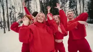 EKiPA-MULTIVERSE (Friz, Hi Hania,Mortal,Przemek.pro Marta Zbychu,Kr&oacute;l