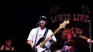 Jono Brown band - The Lomond