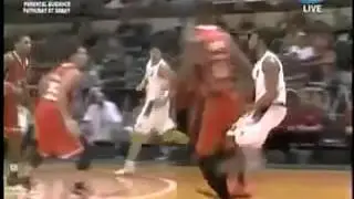 Singletary nice bounce pass to Danny Seigel for the easy Lay In     Barako Bull vs Alaska Aces 2013