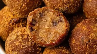 I make this HEALTHY snack EVERY week! Low carb, high protein banana bread in ball form!