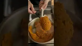 Pyaaz Ki Kachori | Street Foods of India Ep 2 | Rajasthan | Sanjyot Keer #shorts