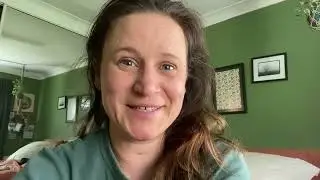 🎄 Vlogmas Day 8 — Workday Chats, Garden Tour & Christmas Marketplace Finds