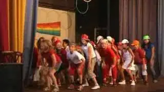Cha Cha Slide door groep 5 van de Regenboog (Talentenshow)