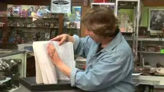 Collecting Antiques : Using Antique Price Guides