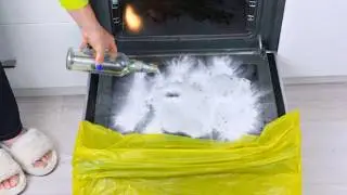 Попрощайтесь с грязью в духовке с помощью этого необычного метода с пакетом.