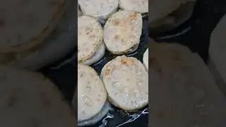 fry  slice lutos roots with  mince pork topping