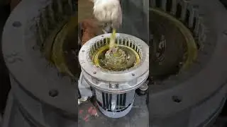 Cycloidal reducer gearbox assemblying work