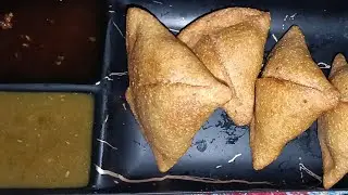 तीखा चटपटा खस्ता मिनी समोसा l spicy mini samosa recipe l Punjabi Samos l samosa recipe 🤤 #viral