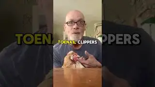 🐔 The Secret to Safe Chicken Beak Trimming! #ChickenCare