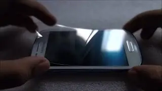 How to apply a screen protector without air bubbles or dust