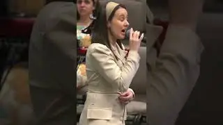 Chiar de se schimbă toată lumea Tu, frate, răm&acirc;i credincios Răm&acirc;i statornic pe-a ta cale