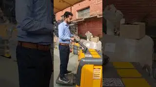 Stakon BOPT Battery Operated Pallet Truck | Available on IndiaMART